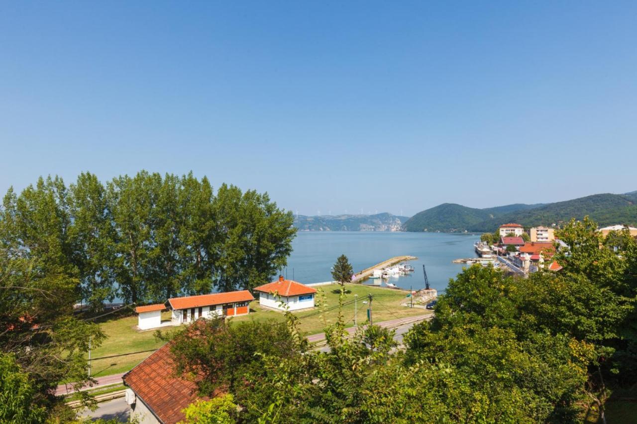 Apartmani Porto Ґолубац Екстер'єр фото