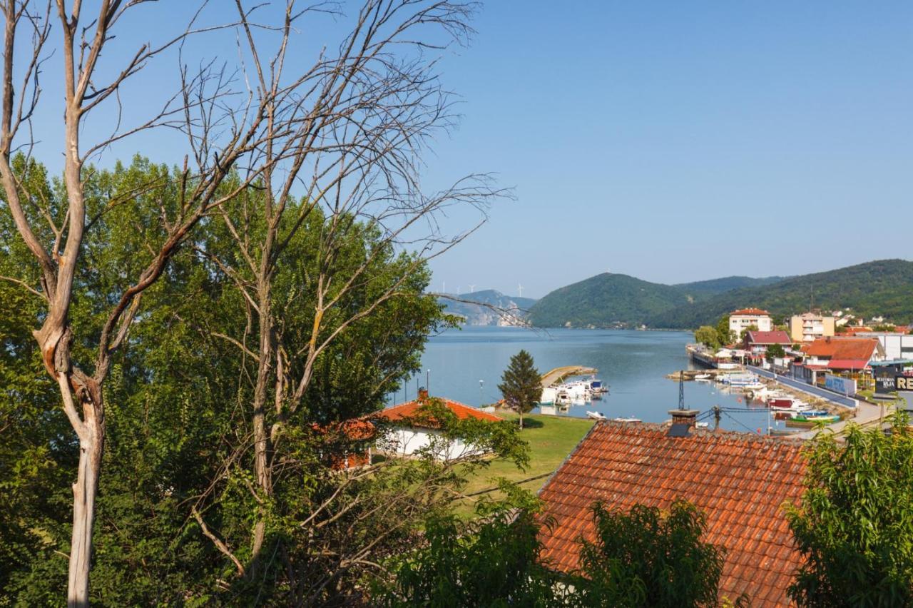 Apartmani Porto Ґолубац Екстер'єр фото